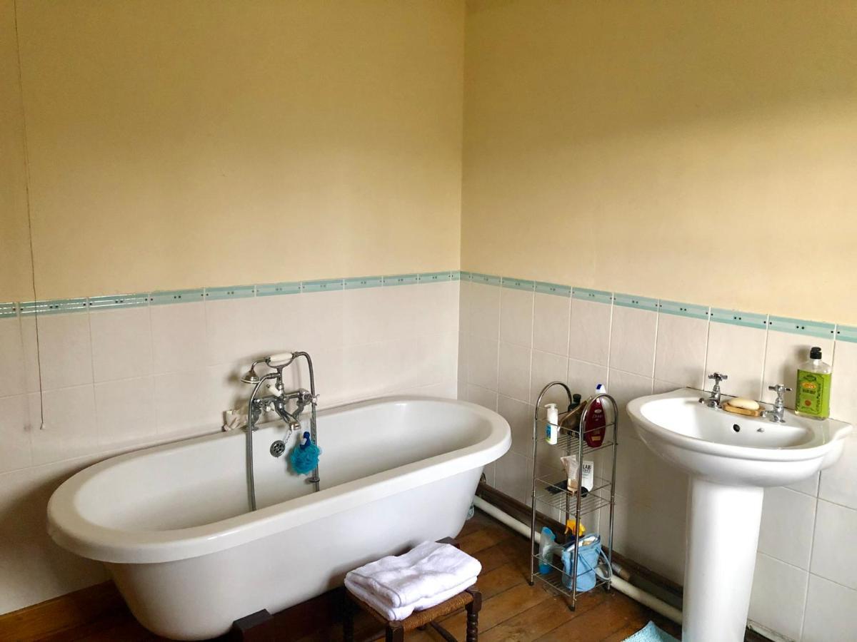 Appartement Cilffriw Farm à Neath Extérieur photo