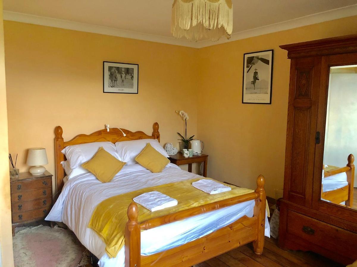 Appartement Cilffriw Farm à Neath Extérieur photo